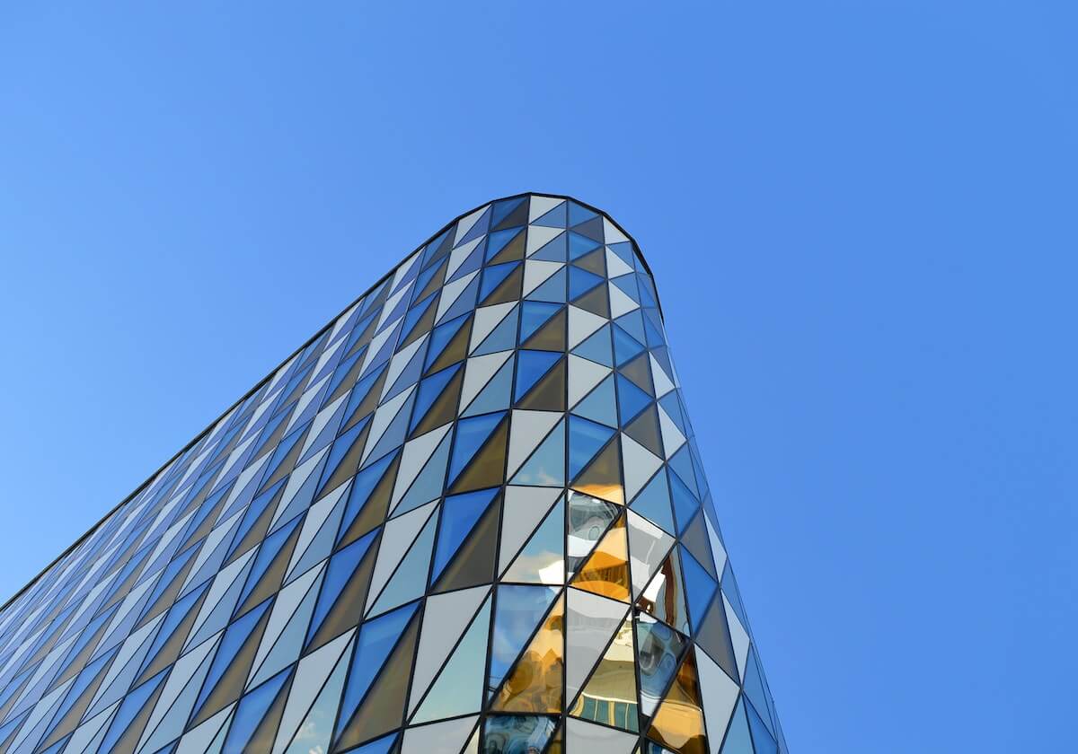 10亿身价差爆冷！穆帅20天后再战皇马，银河战舰复仇难了？