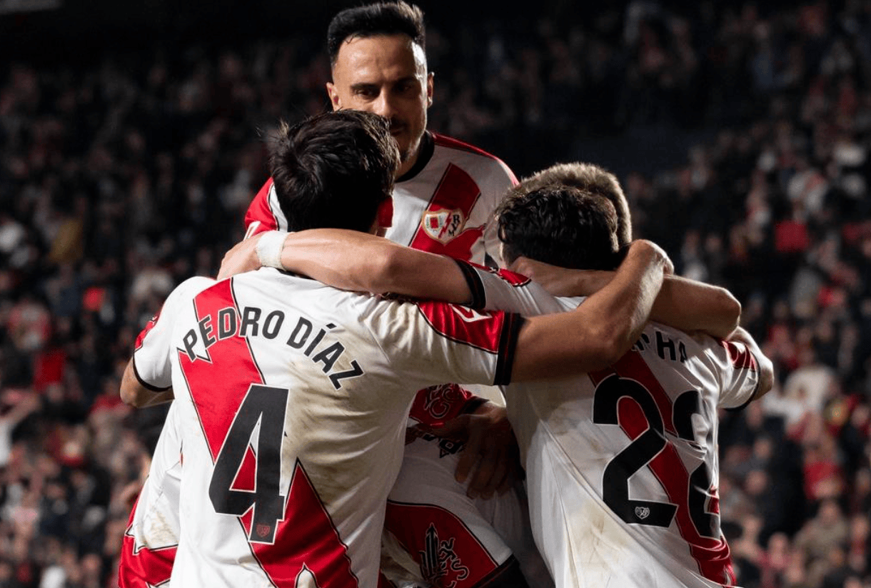 4-1!2-2!激情一夜,佛罗伦萨狂轰4球,狼队创造奇迹,巴列卡诺补时绝平